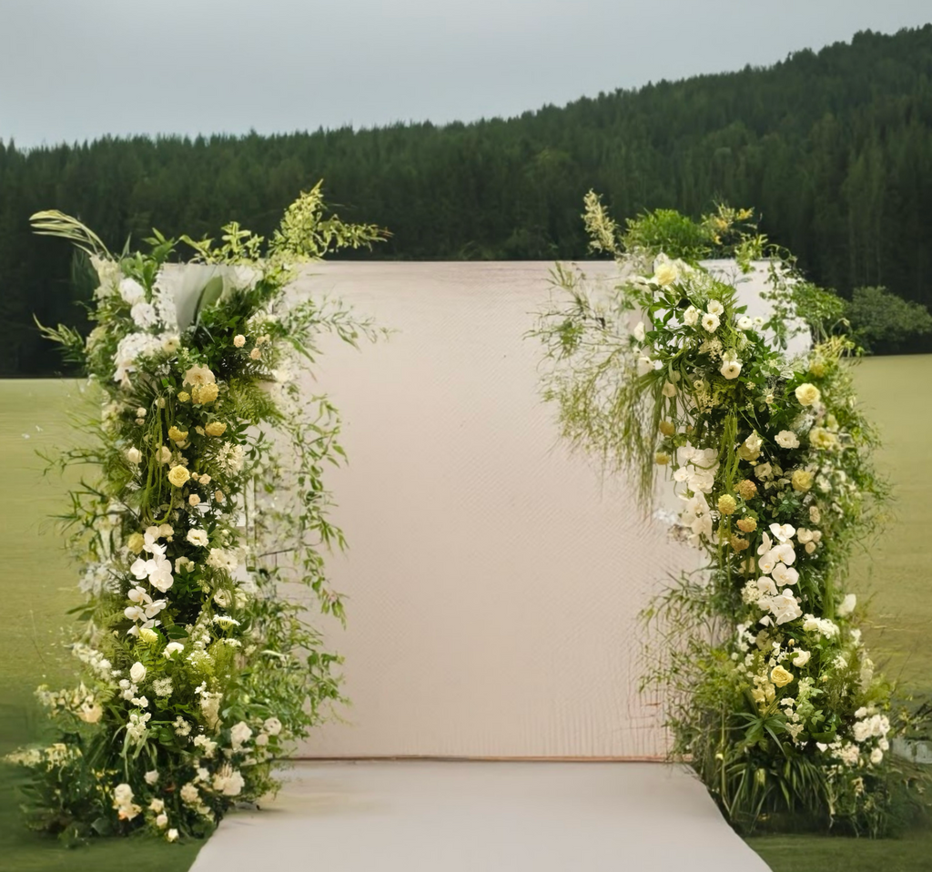 Green Forest Pillar Arch